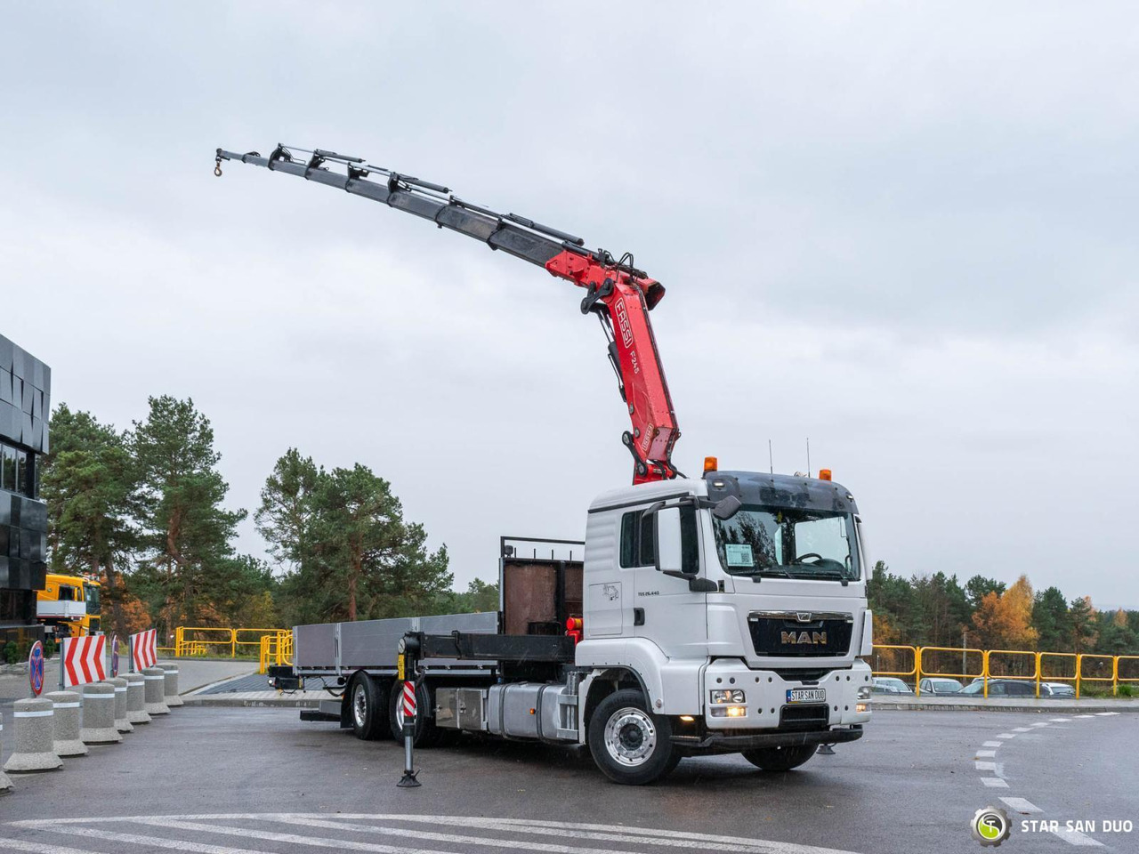 - Camião grua: foto 4 - Camião grua: foto 4