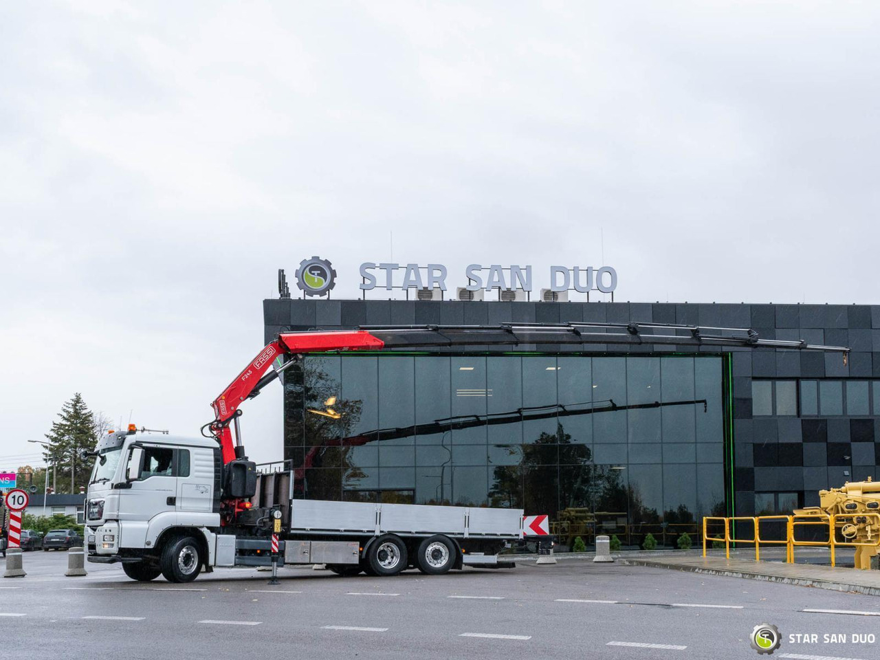 - Camião grua: foto 2 - Camião grua: foto 2