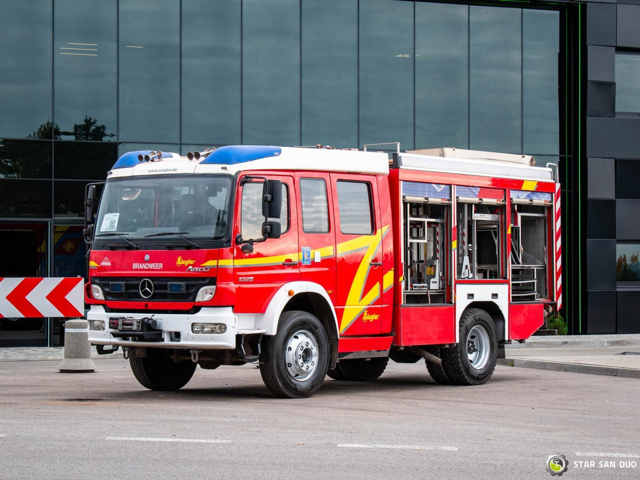 - Carro de bombeiro: foto 2 - Carro de bombeiro: foto 2