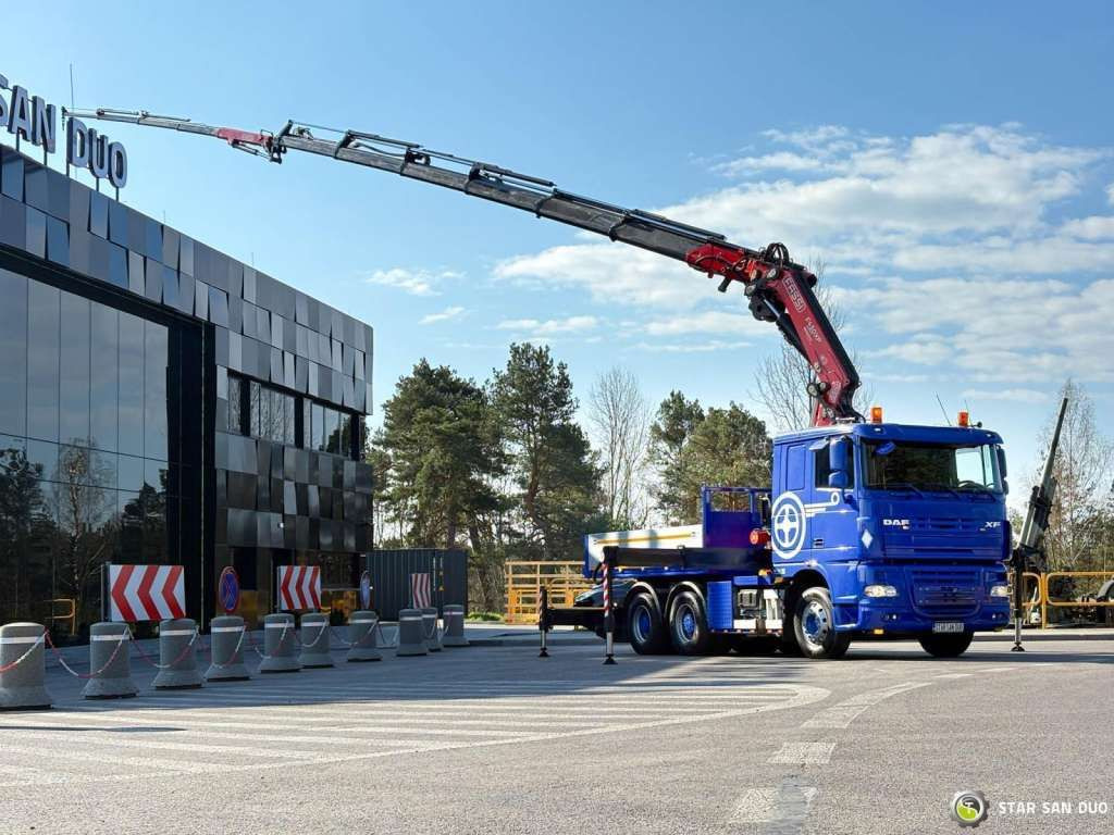 DAF XF 105.510 6x4 FASSI 450 FLY JIB Winch 5th - Tractor: foto 2 DAF XF 105.510 6x4 FASSI 450 FLY JIB Winch 5th - Tractor: foto 2