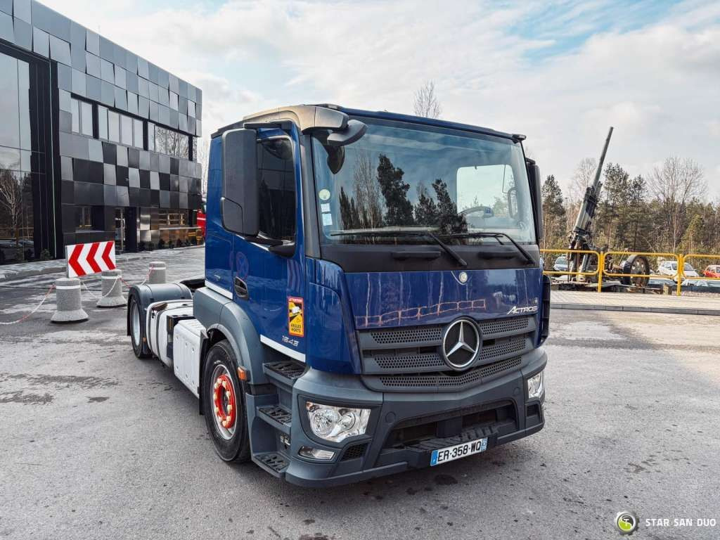 Mercedes-Benz ACTROS 1843 4x2 EURO 6 Hydraulic LOHR - Tractor: foto 4 Mercedes-Benz ACTROS 1843 4x2 EURO 6 Hydraulic LOHR - Tractor: foto 4