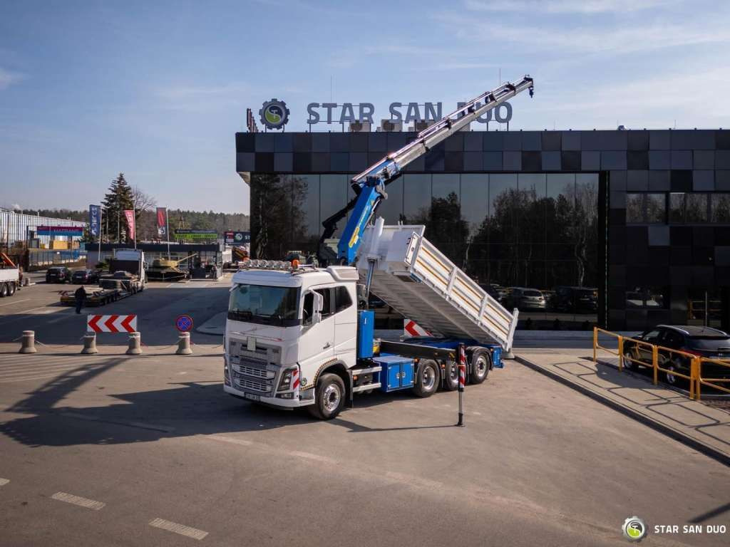 Volvo FH 16.550 8x4 Palfinger PK 34002-SH Crane Kippe - Camião grua: foto 3 Volvo FH 16.550 8x4 Palfinger PK 34002-SH Crane Kippe - Camião grua: foto 3
