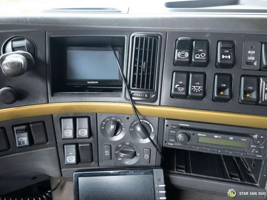 Camião grua Volvo  FMX 370 6x2 PALFINGER PK 22002 EH Crane Kran: foto 15