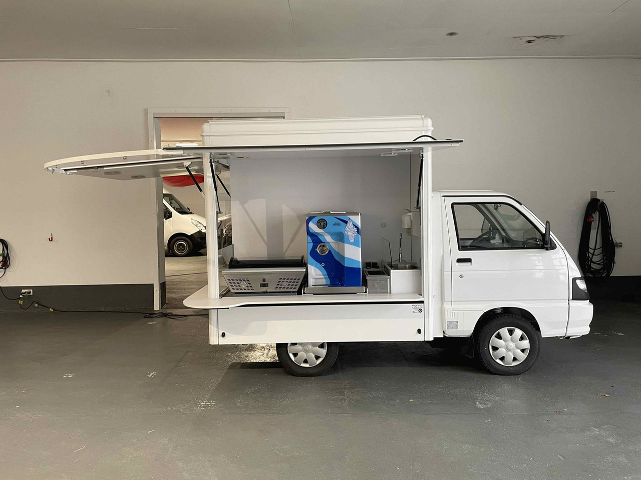 Piaggio Porter - Food truck: foto 3 Piaggio Porter - Food truck: foto 3