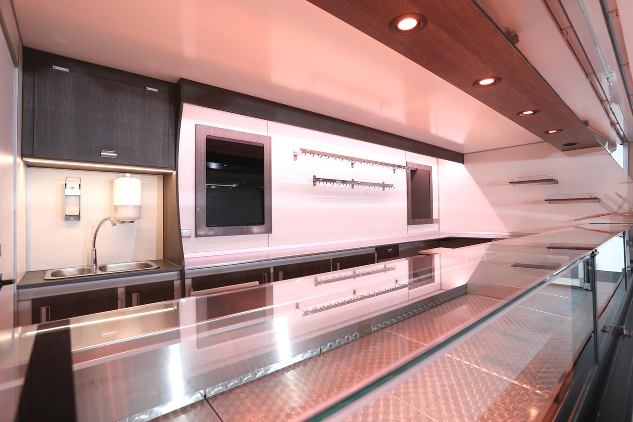 Wochenmarktmobil BORCO HÖHNS - Food truck: foto 5 Wochenmarktmobil BORCO HÖHNS - Food truck: foto 5