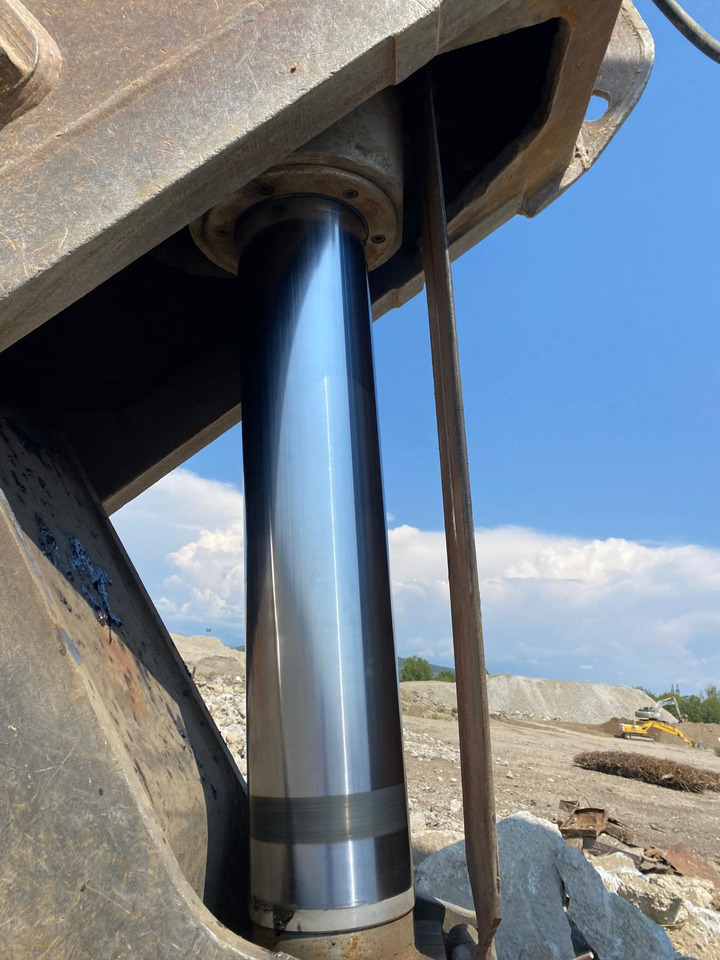 RAMMER RB - Tesoura de demolição para Escavadora de rastos: foto 3 RAMMER RB - Tesoura de demolição para Escavadora de rastos: foto 3