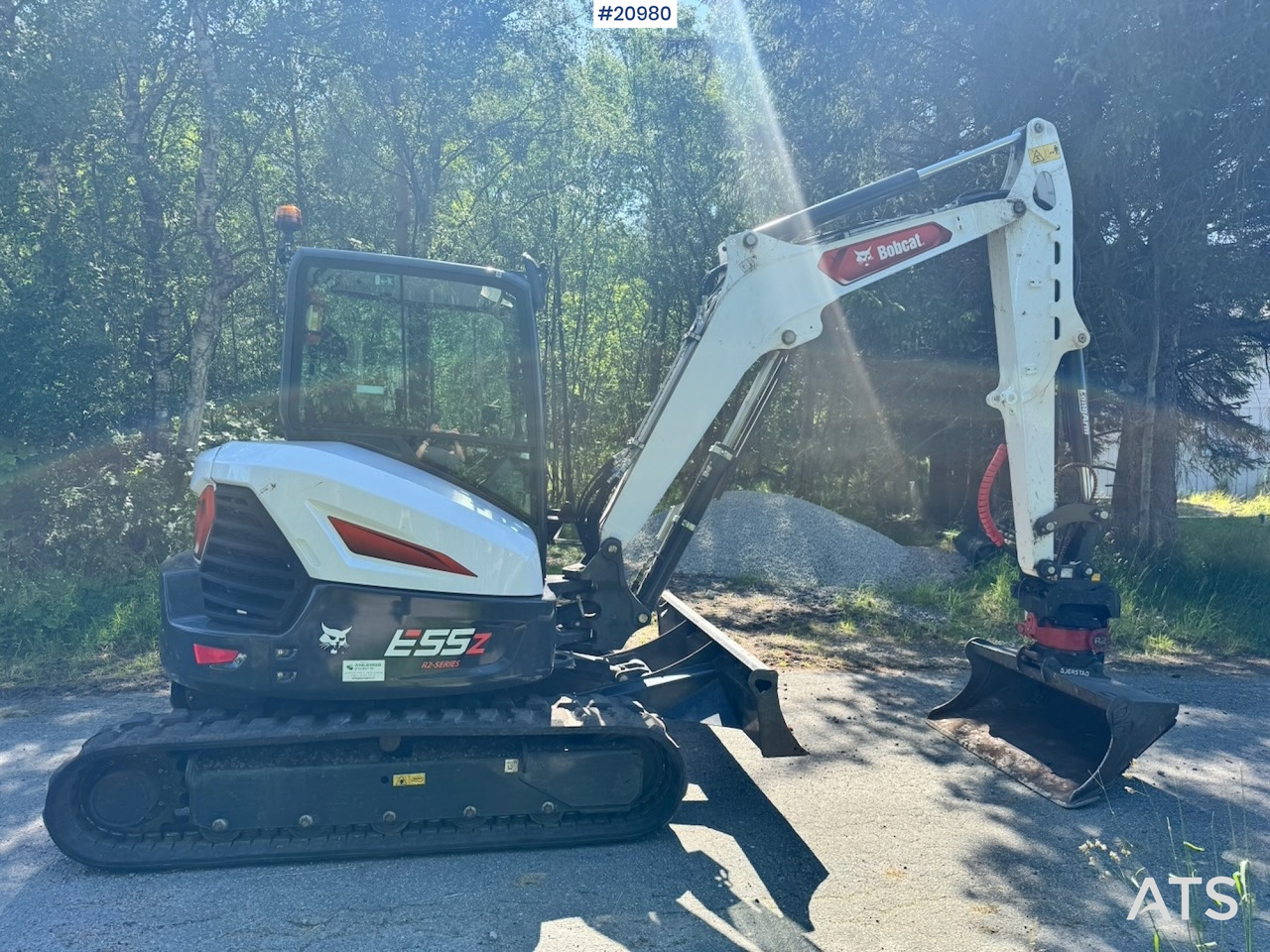 Bobcat E55Z - Mini escavadeira: foto 1 Bobcat E55Z - Mini escavadeira: foto 1