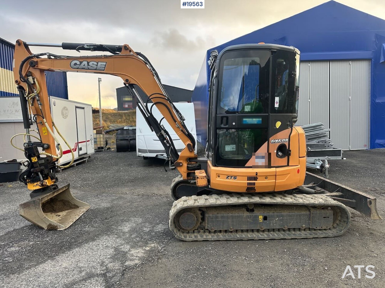 Case CX50B gravemaskin m/ rototilt, hammer, klype og 3 skuffer. Lavt timetall! - Escavadeira: foto 4 Case CX50B gravemaskin m/ rototilt, hammer, klype og 3 skuffer. Lavt timetall! - Escavadeira: foto 4