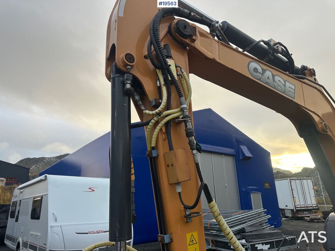 Case CX50B gravemaskin m/ rototilt, hammer, klype og 3 skuffer. Lavt timetall! - Escavadeira: foto 5 Case CX50B gravemaskin m/ rototilt, hammer, klype og 3 skuffer. Lavt timetall! - Escavadeira: foto 5