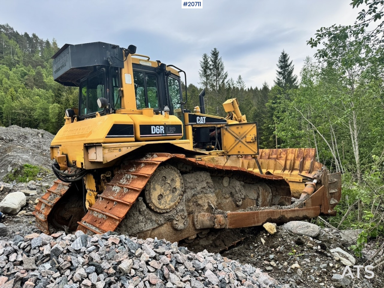 Caterpillar D6R LGP - Buldôzer: foto 5 Caterpillar D6R LGP - Buldôzer: foto 5