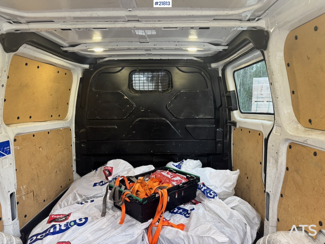 Furgão Ford TRANSIT: foto 17