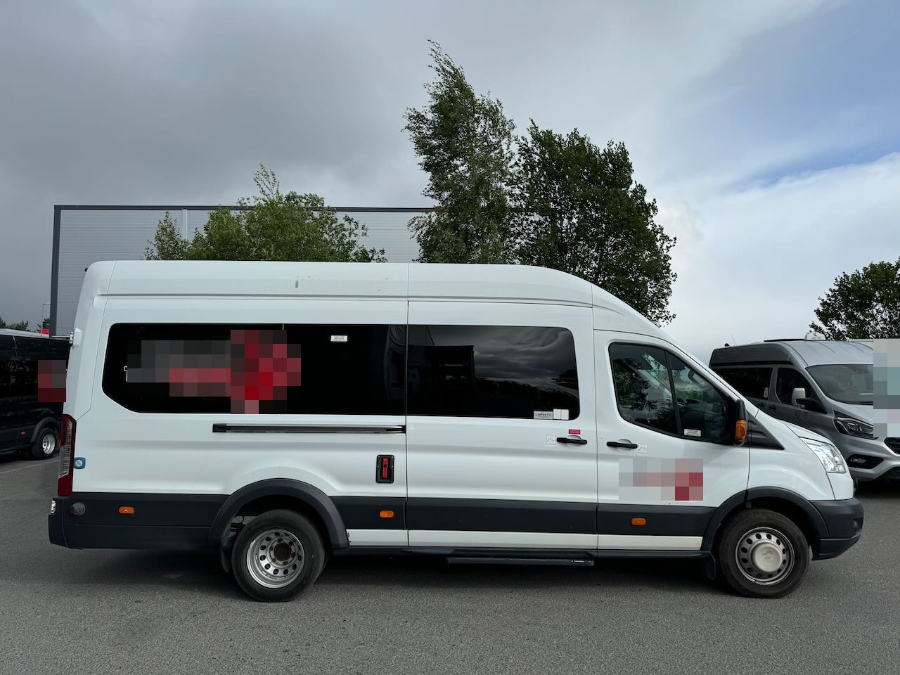 Ford Transit - Minibus, Furgão de passageiros: foto 2 Ford Transit - Minibus, Furgão de passageiros: foto 2