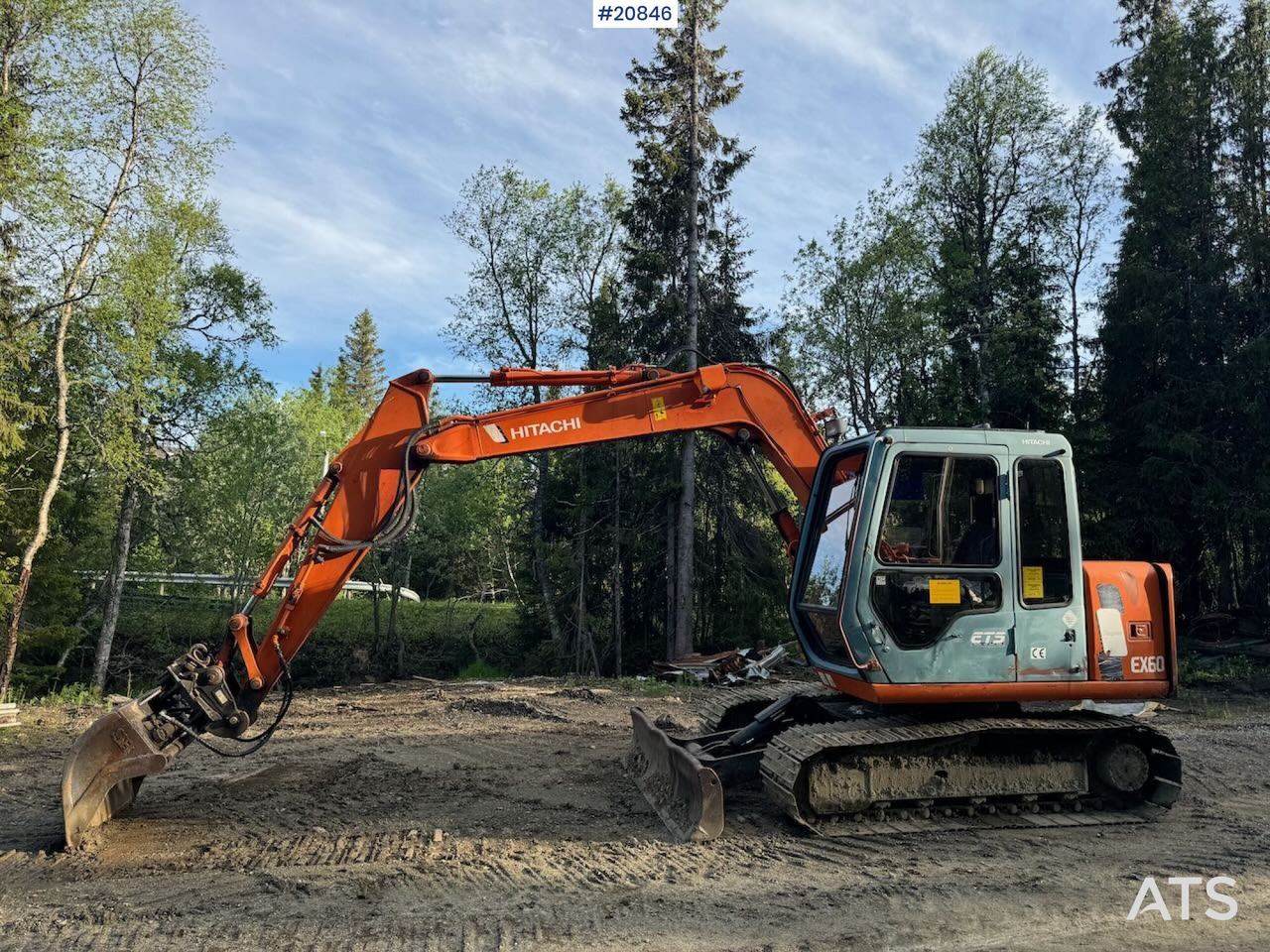 Hitachi EX60-3 - Mini escavadeira: foto 2 Hitachi EX60-3 - Mini escavadeira: foto 2