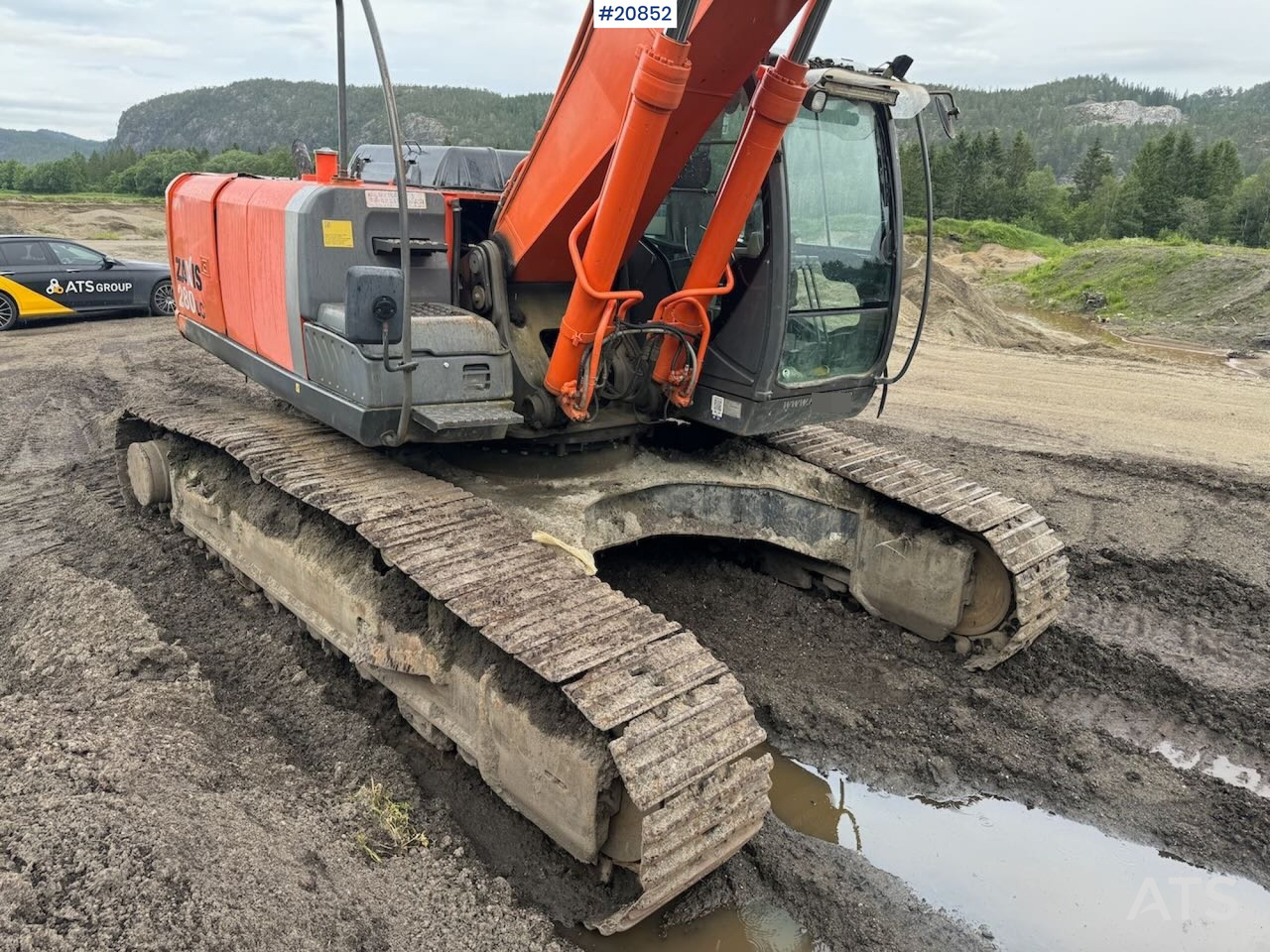 Hitachi ZX280LC-3 - Escavadora de rastos: foto 5 Hitachi ZX280LC-3 - Escavadora de rastos: foto 5