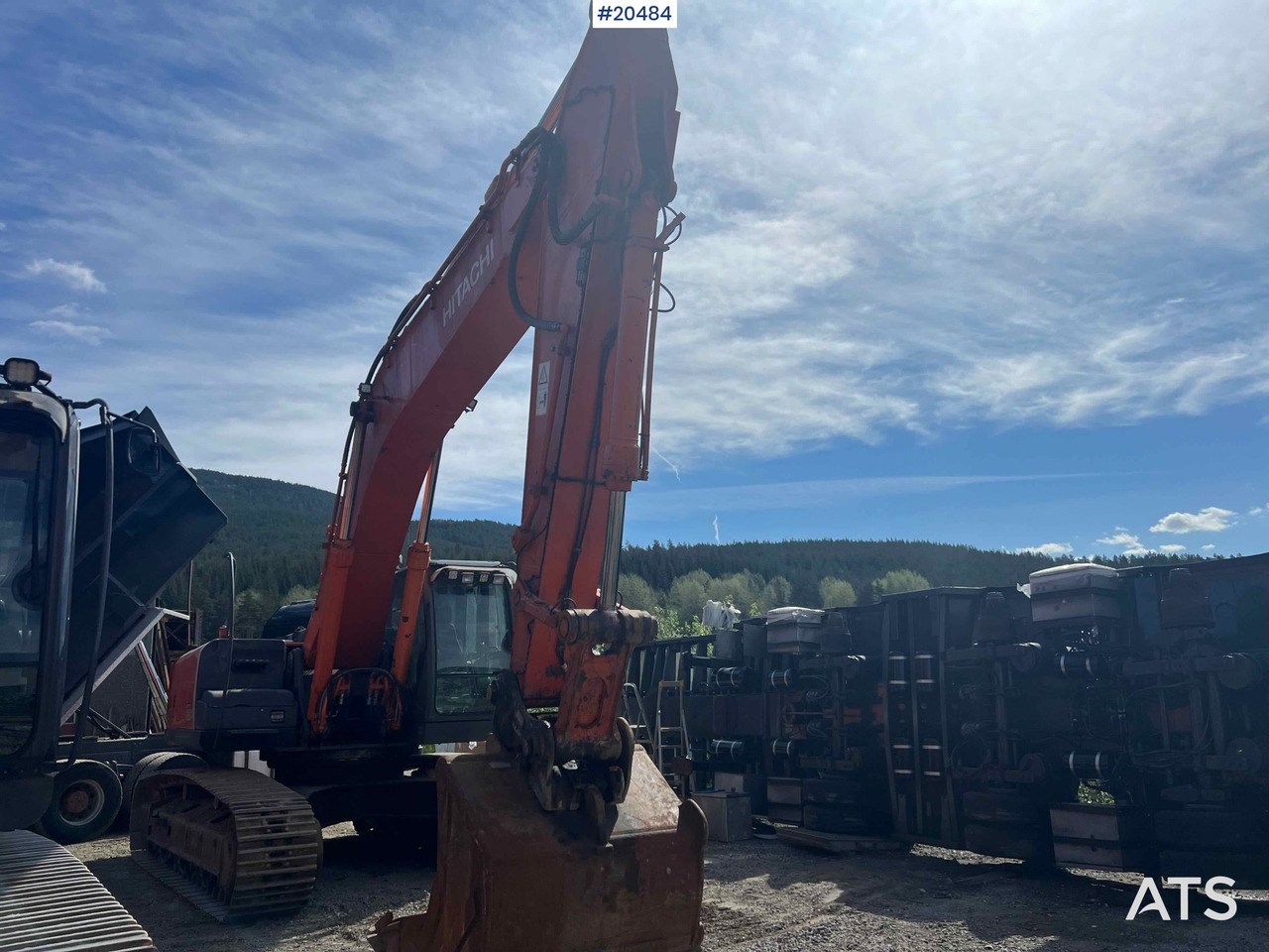 Hitachi ZX350LC-3 - Escavadeira: foto 4 Hitachi ZX350LC-3 - Escavadeira: foto 4
