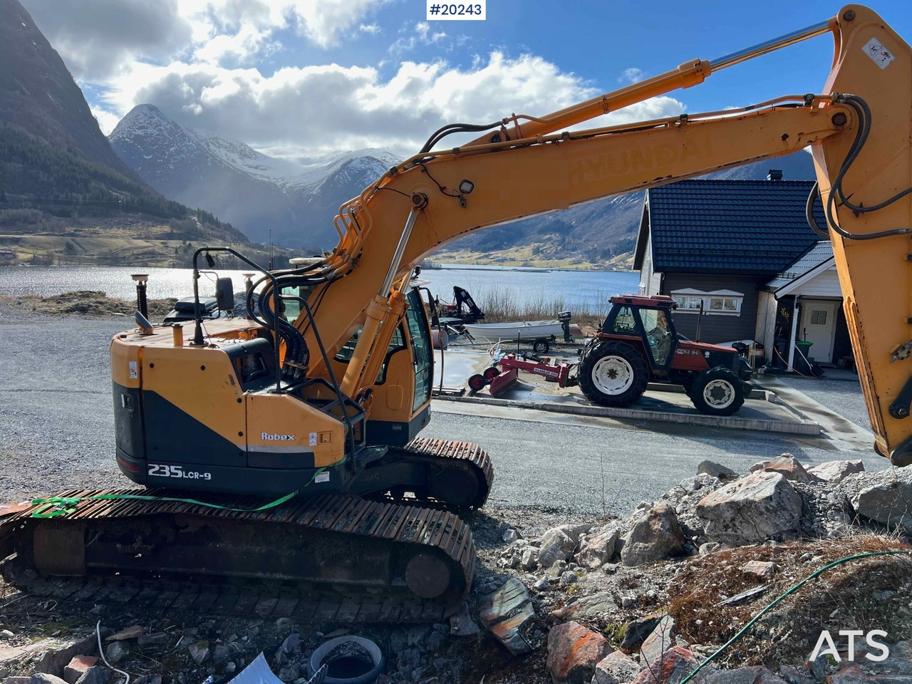 Hyundai Robex 235LCR-9 m/ Graveskuffe og gps - Escavadeira: foto 3 Hyundai Robex 235LCR-9 m/ Graveskuffe og gps - Escavadeira: foto 3