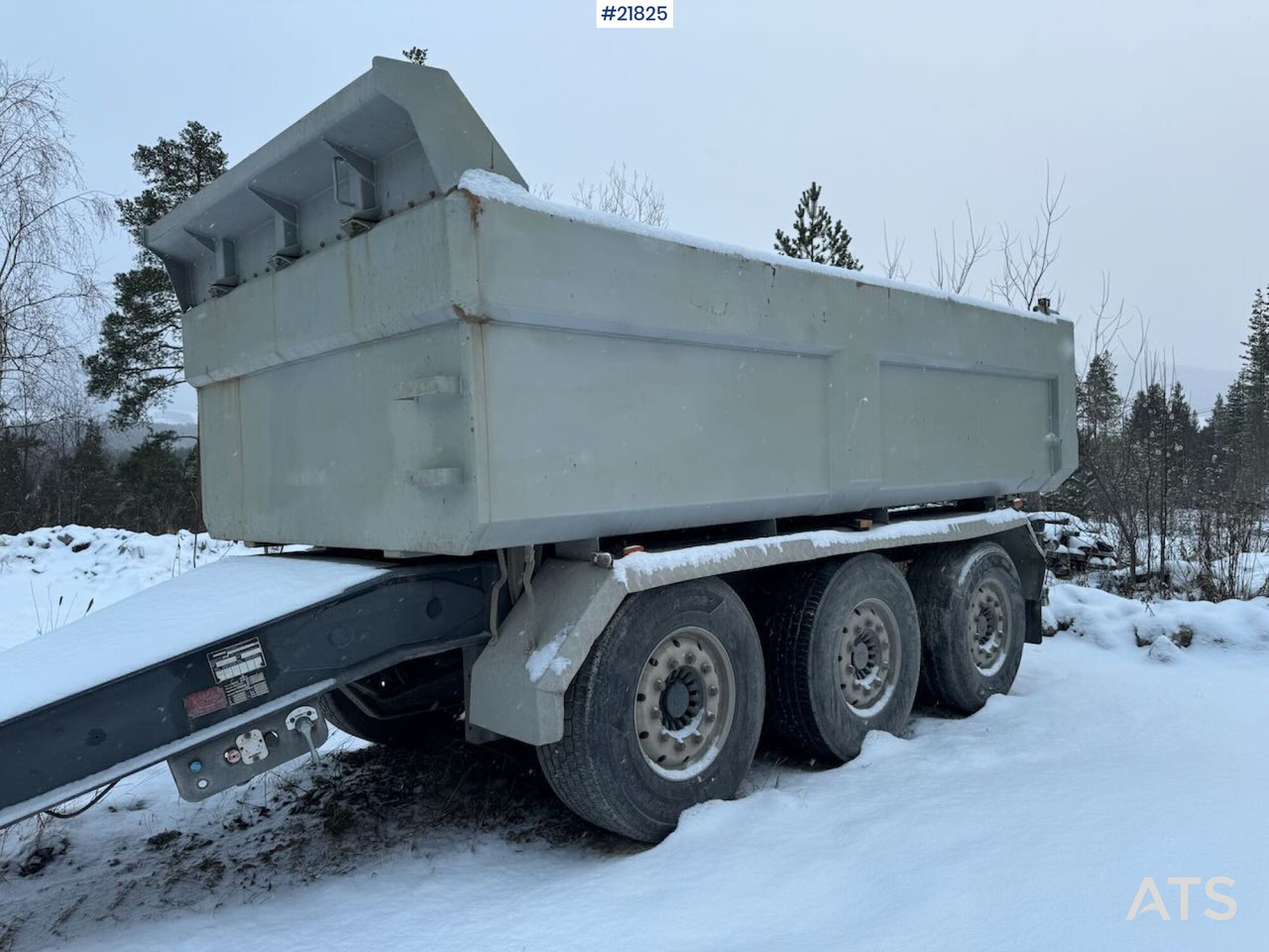 Istrail trippelkjerre - Reboque basculante: foto 2 Istrail trippelkjerre - Reboque basculante: foto 2