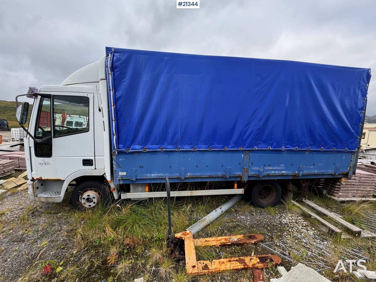 Iveco Eurocargo - Camião de lona: foto 2 Iveco Eurocargo - Camião de lona: foto 2