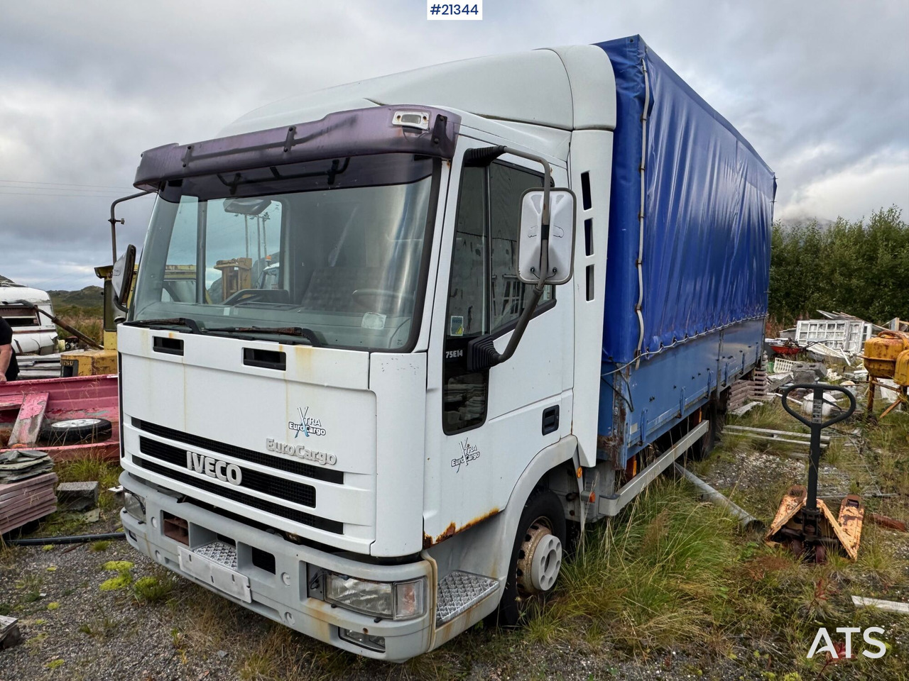 Iveco Eurocargo - Camião de lona: foto 1 Iveco Eurocargo - Camião de lona: foto 1