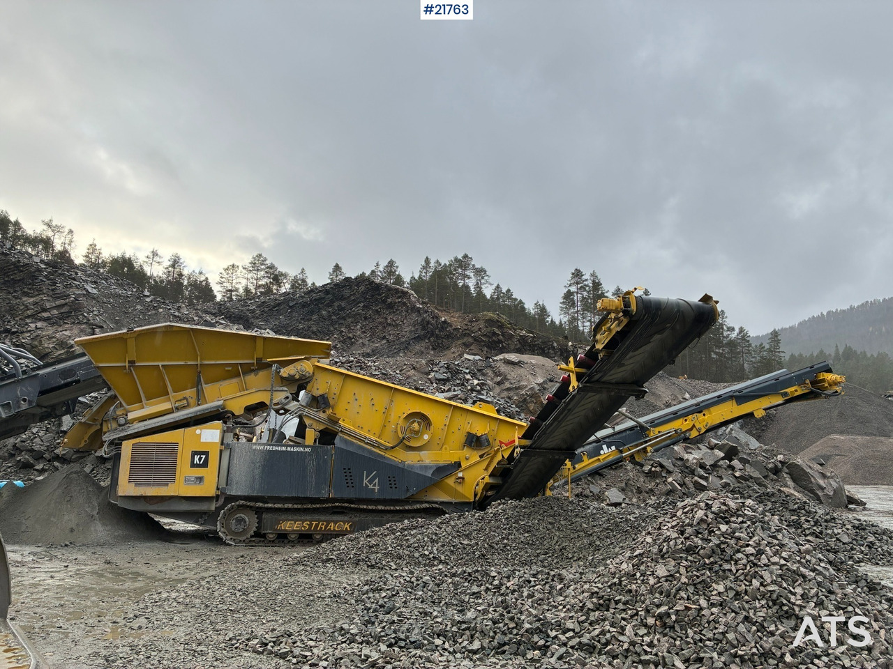 Keestrack 2016 Keestrack K4 2 dekker sikt - Peneira vibratória: foto 3 Keestrack 2016 Keestrack K4 2 dekker sikt - Peneira vibratória: foto 3