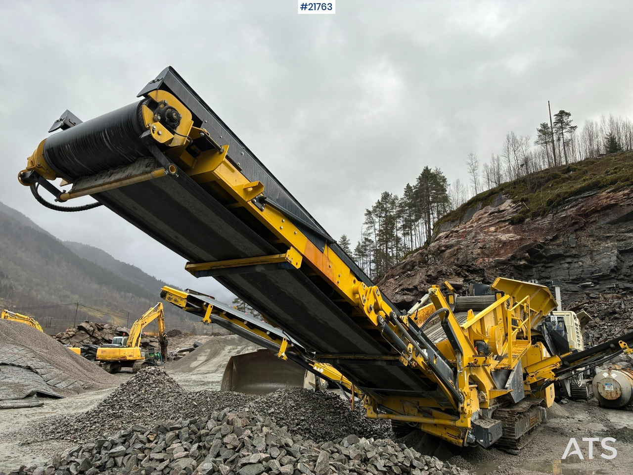 Keestrack 2016 Keestrack K4 2 dekker sikt - Peneira vibratória: foto 2 Keestrack 2016 Keestrack K4 2 dekker sikt - Peneira vibratória: foto 2