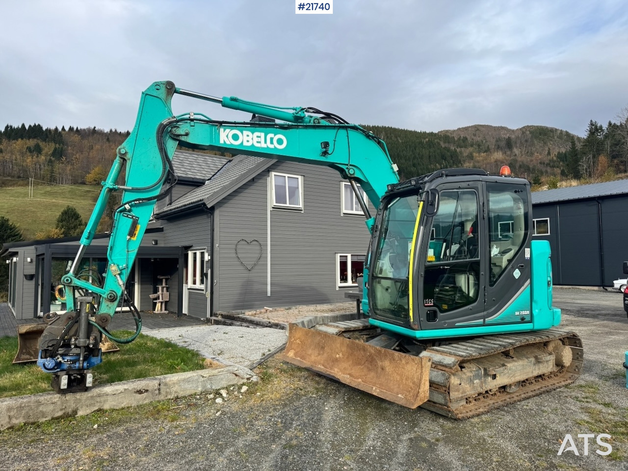 Kobelco 2018 Kobelco SK75SR-3E m/ Rototilt, 2 skuffer og Klype. 1850 timer! - Escavadora de rastos: foto 2 Kobelco 2018 Kobelco SK75SR-3E m/ Rototilt, 2 skuffer og Klype. 1850 timer! - Escavadora de rastos: foto 2