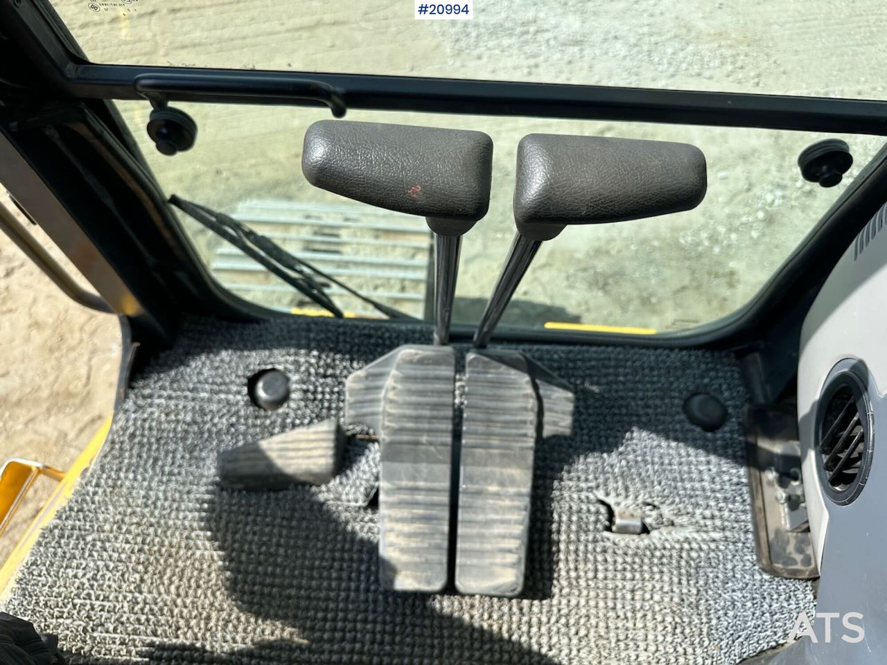 Escavadora de rastos Komatsu PC228USLC-10: foto 35