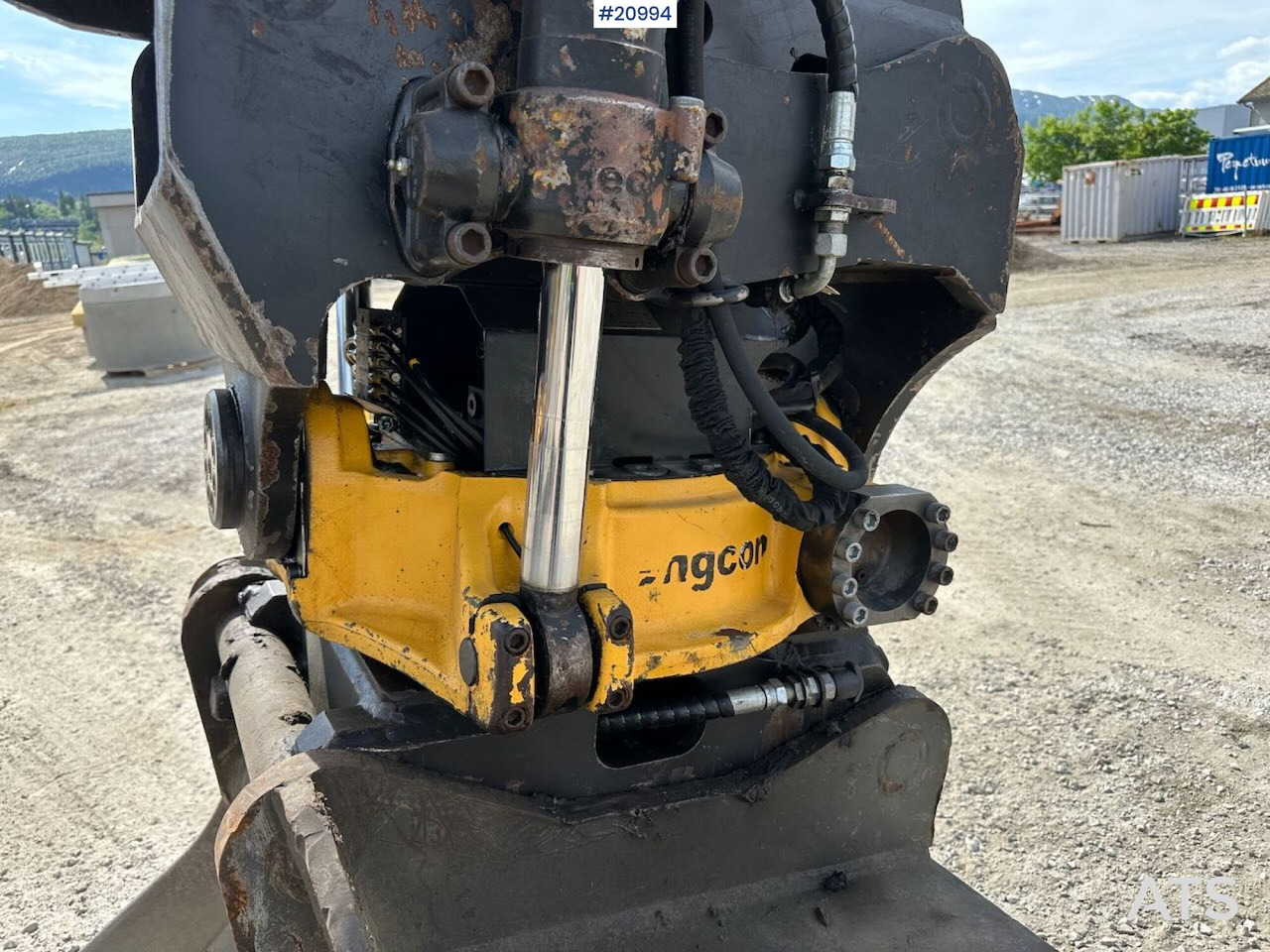 Escavadora de rastos Komatsu PC228USLC-10: foto 12