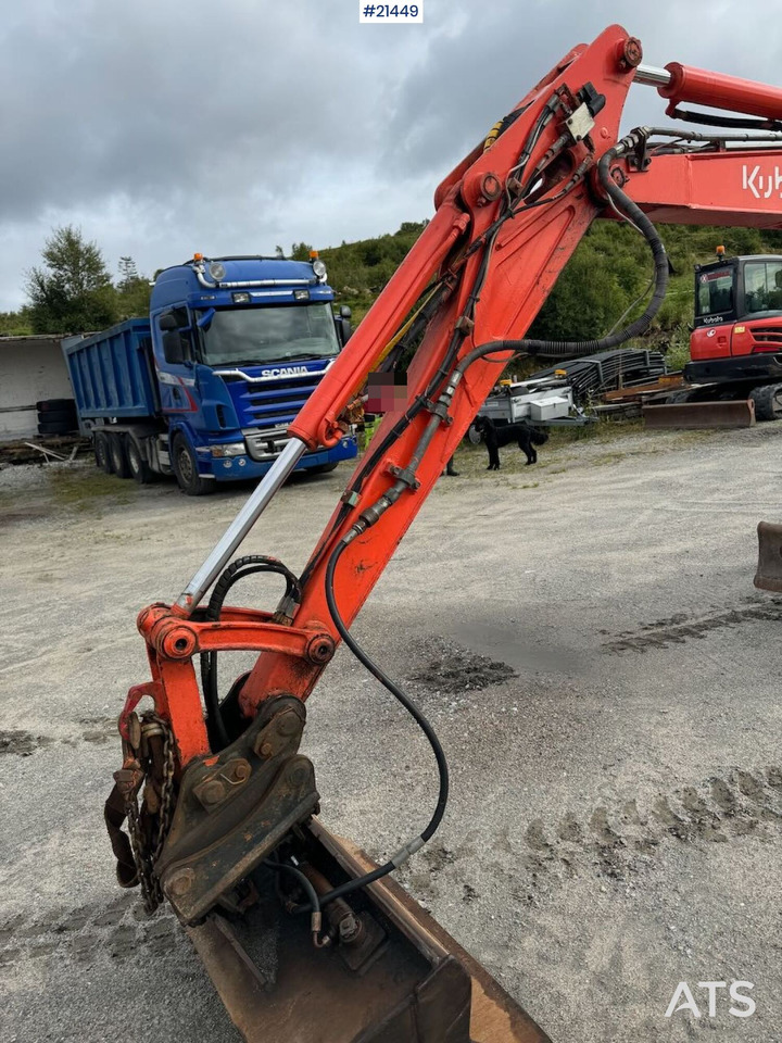 Mini escavadeira Kubota U35-3: foto 11 Mini escavadeira Kubota U35-3: foto 11