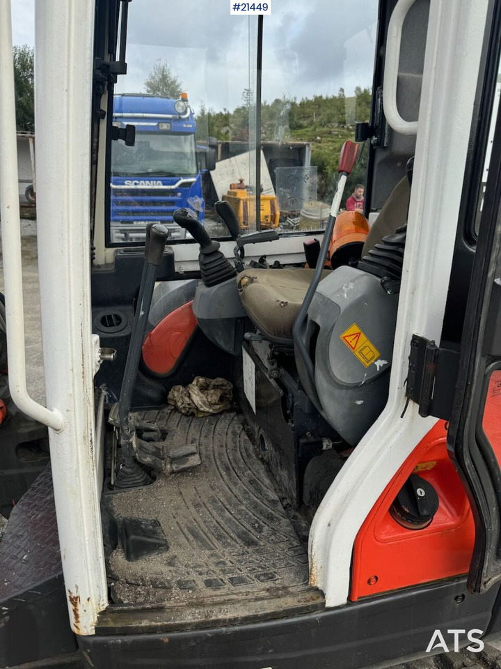 Mini escavadeira Kubota U35-3: foto 23 Mini escavadeira Kubota U35-3: foto 23