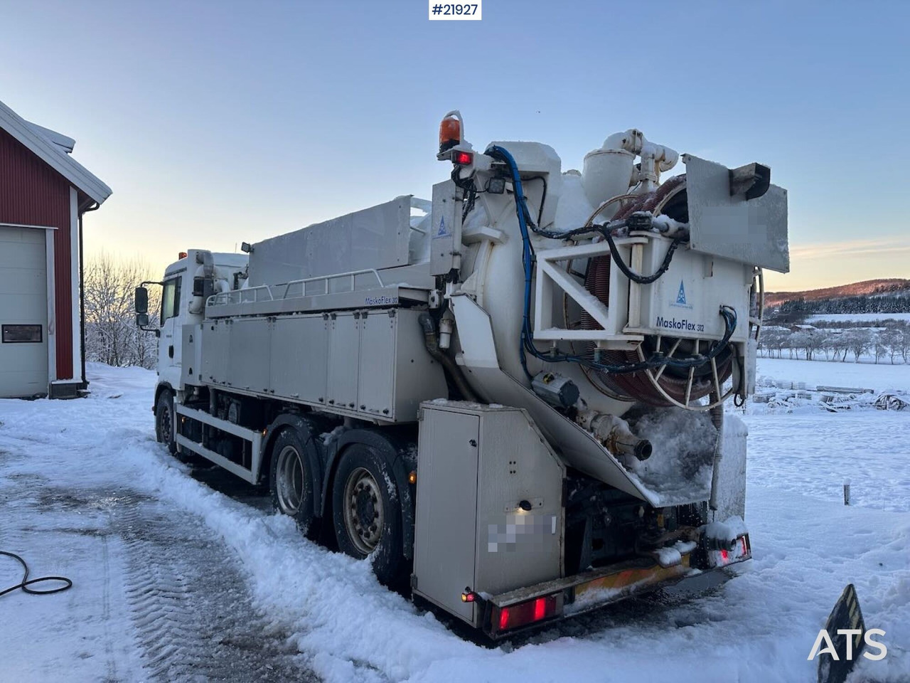 MAN TGA 26.430 6x2 sug-/spylebil m/ Maskoflex påbygg. SE VIDEO. - Caminhão limpa fossa: foto 4 MAN TGA 26.430 6x2 sug-/spylebil m/ Maskoflex påbygg. SE VIDEO. - Caminhão limpa fossa: foto 4