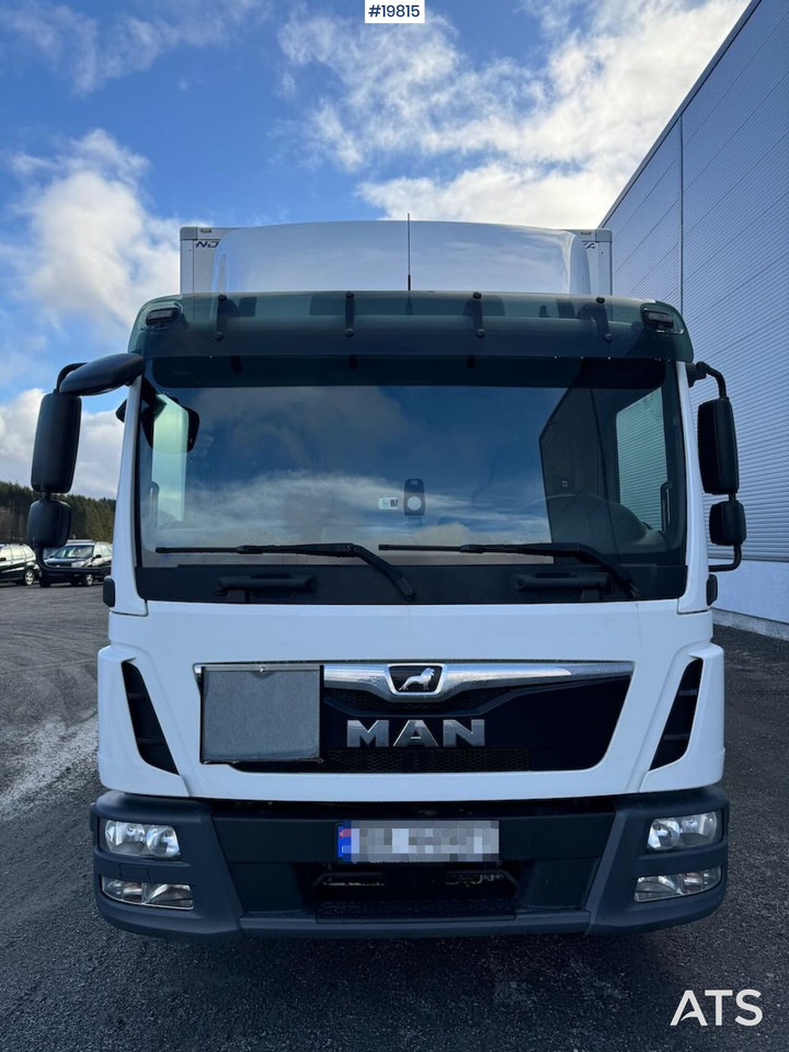 Camião furgão MAN TGL 12 220: foto 8