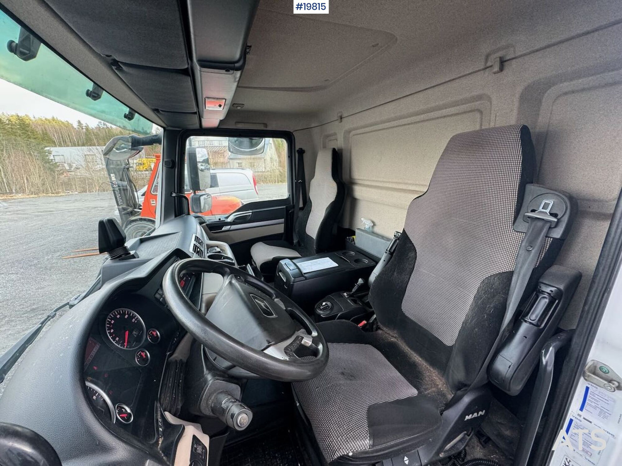 Camião furgão MAN TGL 12 220: foto 22