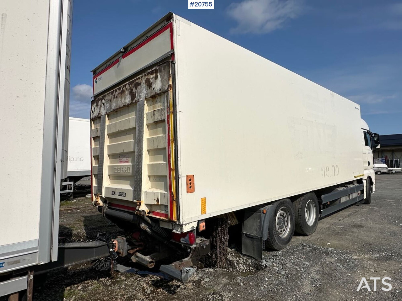 MAN TGX 26.480 - Camião furgão: foto 4 MAN TGX 26.480 - Camião furgão: foto 4
