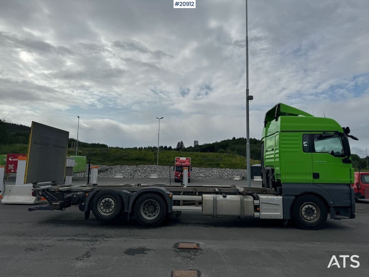 MAN TGX 26.500 - Camião transportador de contêineres/ Caixa móvel: foto 4 MAN TGX 26.500 - Camião transportador de contêineres/ Caixa móvel: foto 4