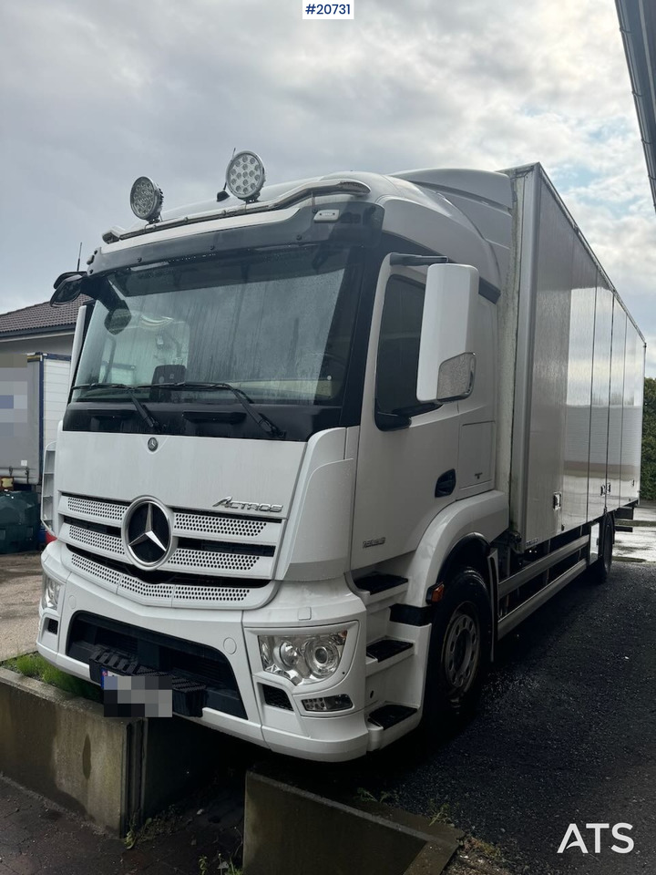 Mercedes Actros 1833 - Camião furgão: foto 2 Mercedes Actros 1833 - Camião furgão: foto 2
