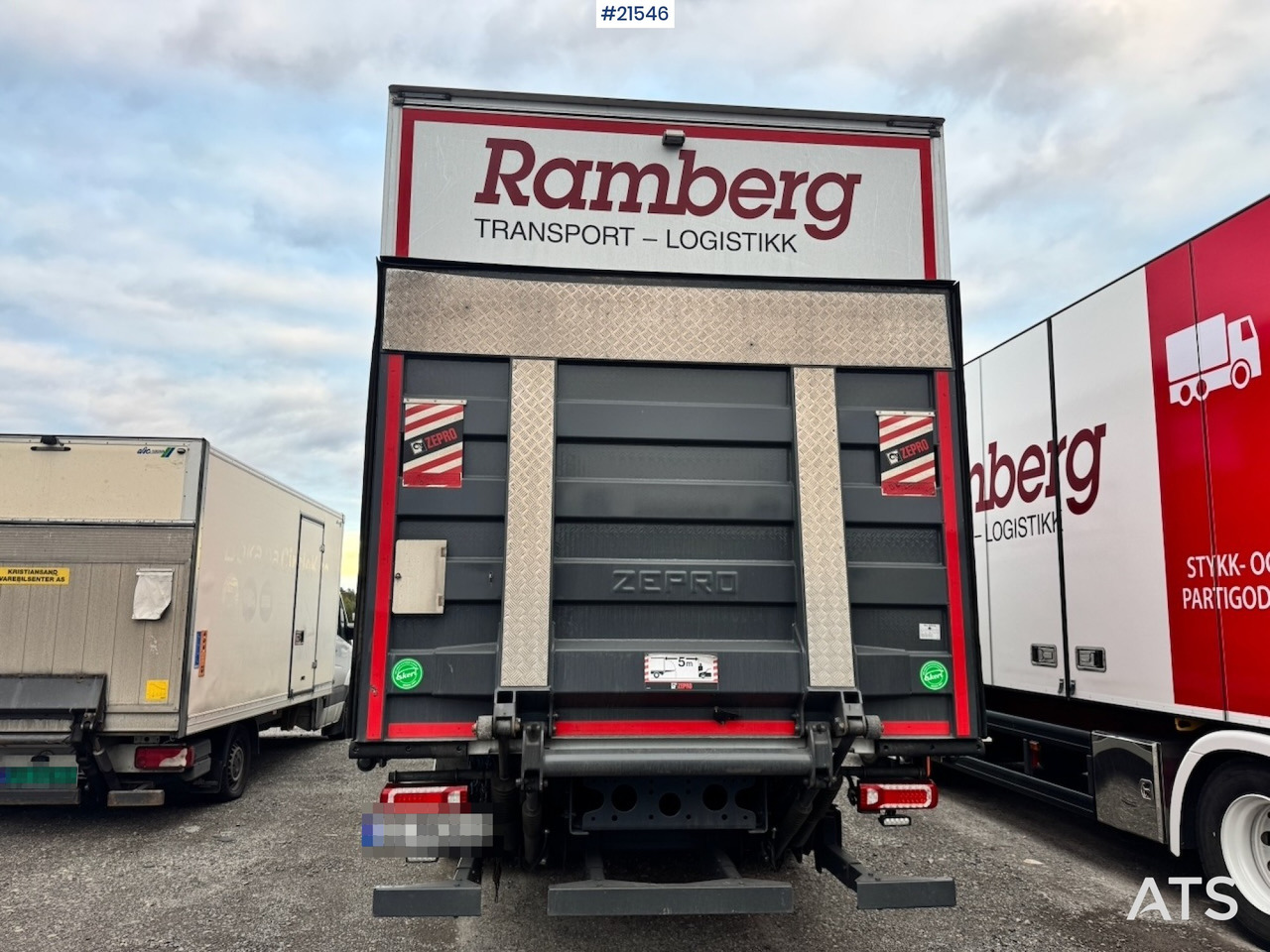 Mercedes Actros 1833 - Camião furgão: foto 5 Mercedes Actros 1833 - Camião furgão: foto 5