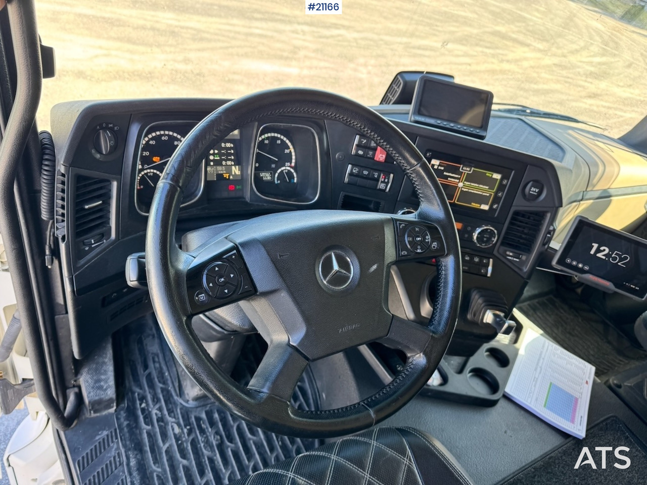 Locação financeira de Mercedes Actros 2553 Mercedes Actros 2553: foto 48 Locação financeira de Mercedes Actros 2553 Mercedes Actros 2553: foto 48