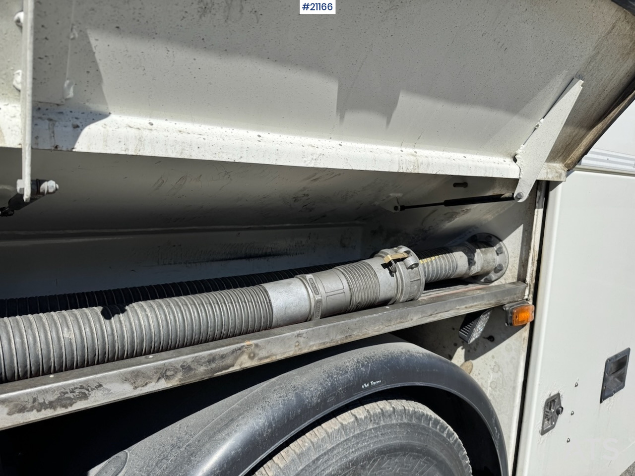 Locação financeira de Mercedes Actros 2553 Mercedes Actros 2553: foto 22 Locação financeira de Mercedes Actros 2553 Mercedes Actros 2553: foto 22