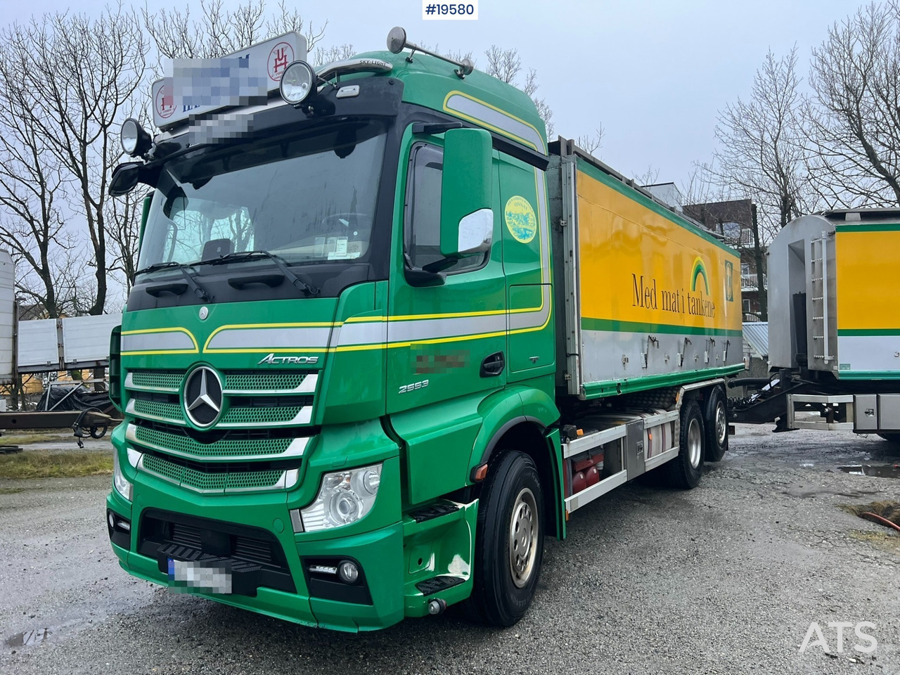 Mercedes Actros - Camião cisterna: foto 3 Mercedes Actros - Camião cisterna: foto 3