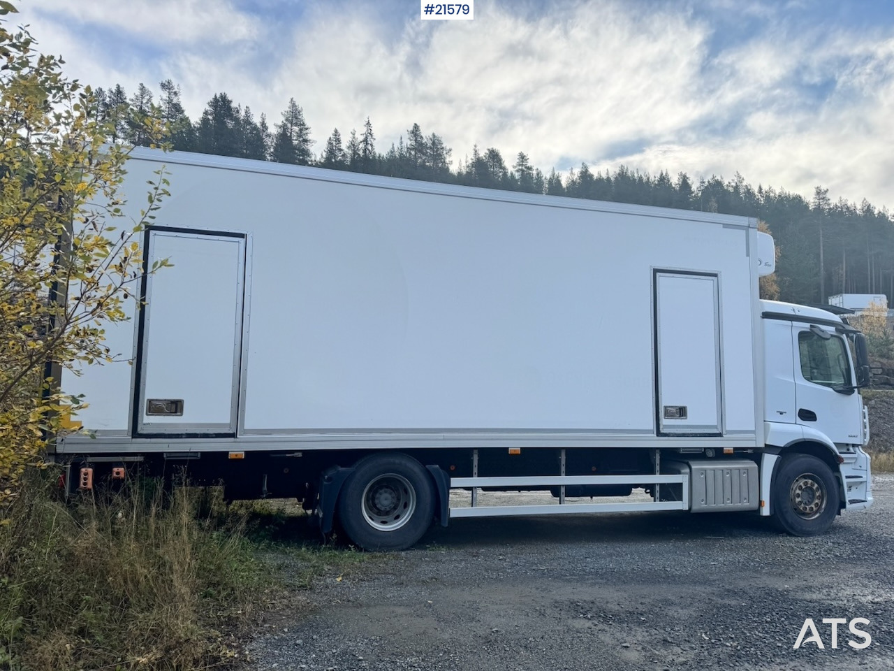 Mercedes-Benz Antos 1832 m/ Full sideåpning og Kjøl/frys. - Camião furgão: foto 4 Mercedes-Benz Antos 1832 m/ Full sideåpning og Kjøl/frys. - Camião furgão: foto 4