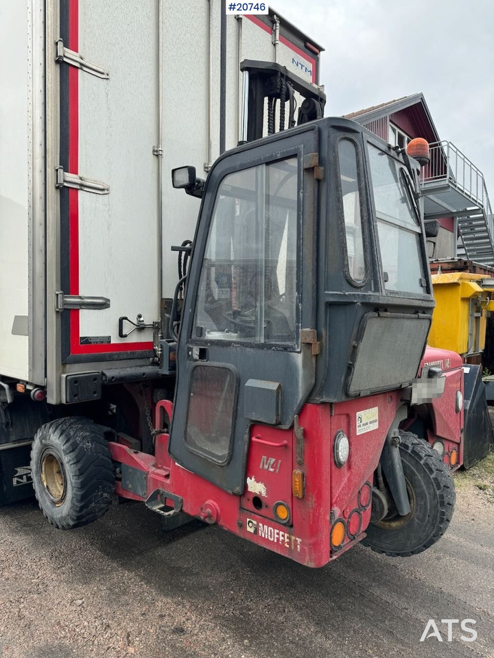 Moffett M4 25.4 - Empilhador montado em camião: foto 2 Moffett M4 25.4 - Empilhador montado em camião: foto 2