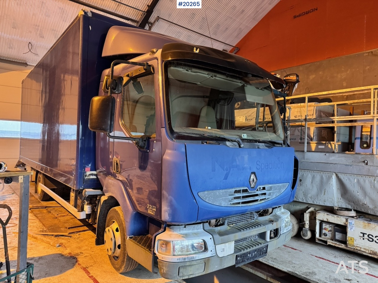 Camião furgão Renault midlum 220.08: foto 7