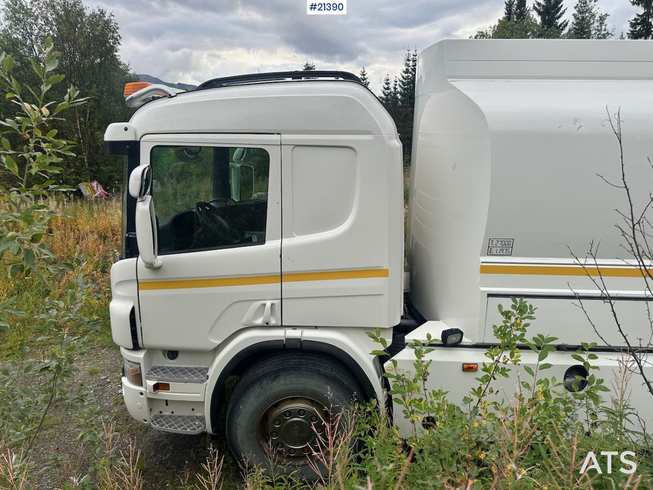 Scania R380 6x2 tankbil m/ eurotank påbygg - Camião cisterna: foto 3 Scania R380 6x2 tankbil m/ eurotank påbygg - Camião cisterna: foto 3