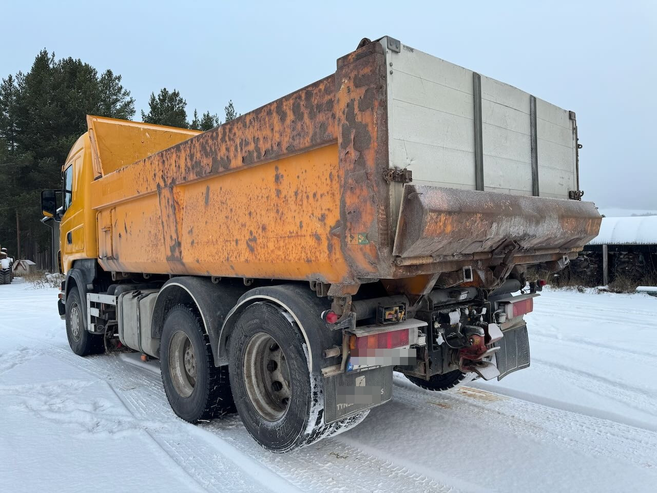 Scania R500 Brøyterigget Tippbil m/ underliggende skjær SE VIDEO - Camião basculante: foto 5 Scania R500 Brøyterigget Tippbil m/ underliggende skjær SE VIDEO - Camião basculante: foto 5