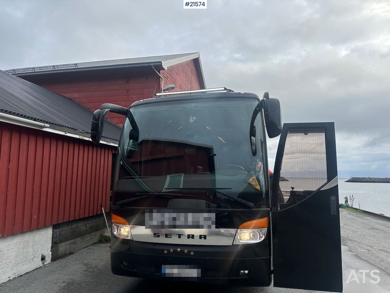 Setra S411 turbuss m/ 29+2+1 seter og vinterdekk. Lav km stand! - Autocarro: foto 2 Setra S411 turbuss m/ 29+2+1 seter og vinterdekk. Lav km stand! - Autocarro: foto 2