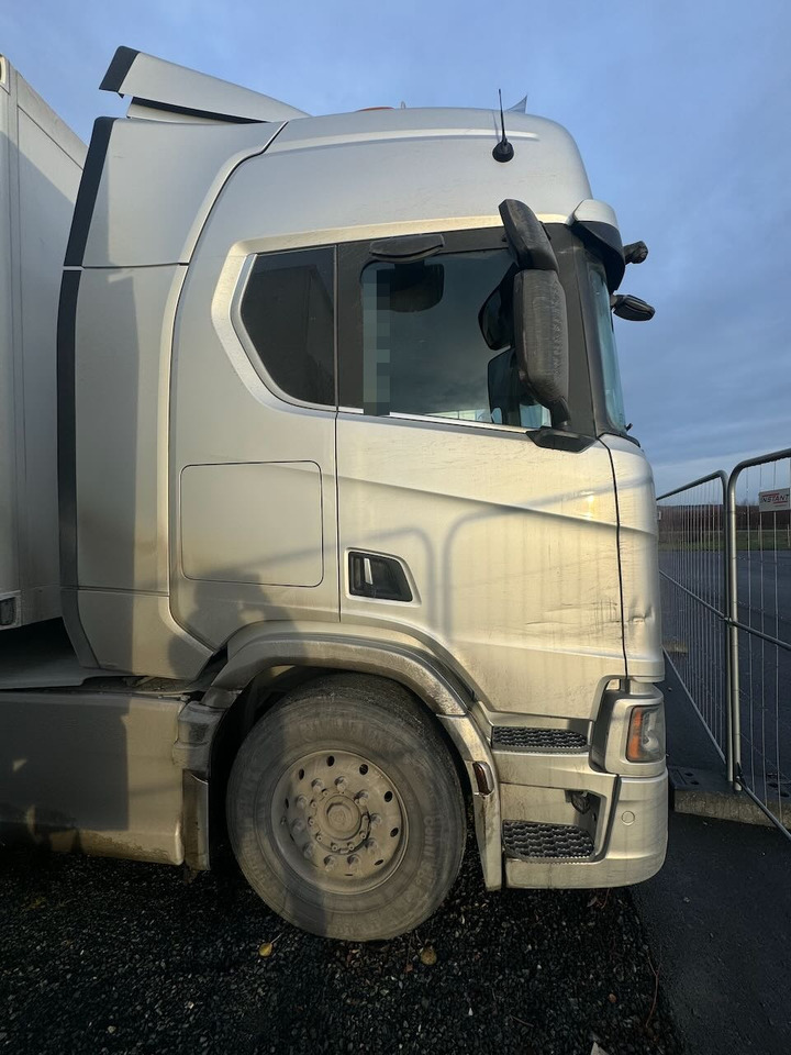 Scania R590 6x2 Trekkvogn m/ Walking floor hydraulikk - Tractor: foto 5 Scania R590 6x2 Trekkvogn m/ Walking floor hydraulikk - Tractor: foto 5