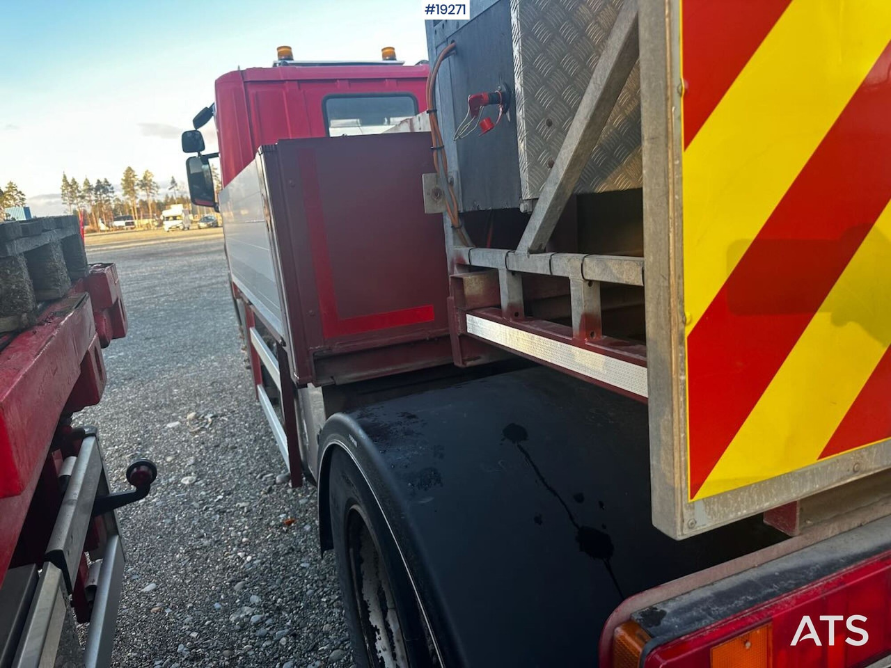 Scania P94 bufferbil m/ Euroskilt pute. Lav km - Veículo municipal/ Especial, Camião: foto 5 Scania P94 bufferbil m/ Euroskilt pute. Lav km - Veículo municipal/ Especial, Camião: foto 5