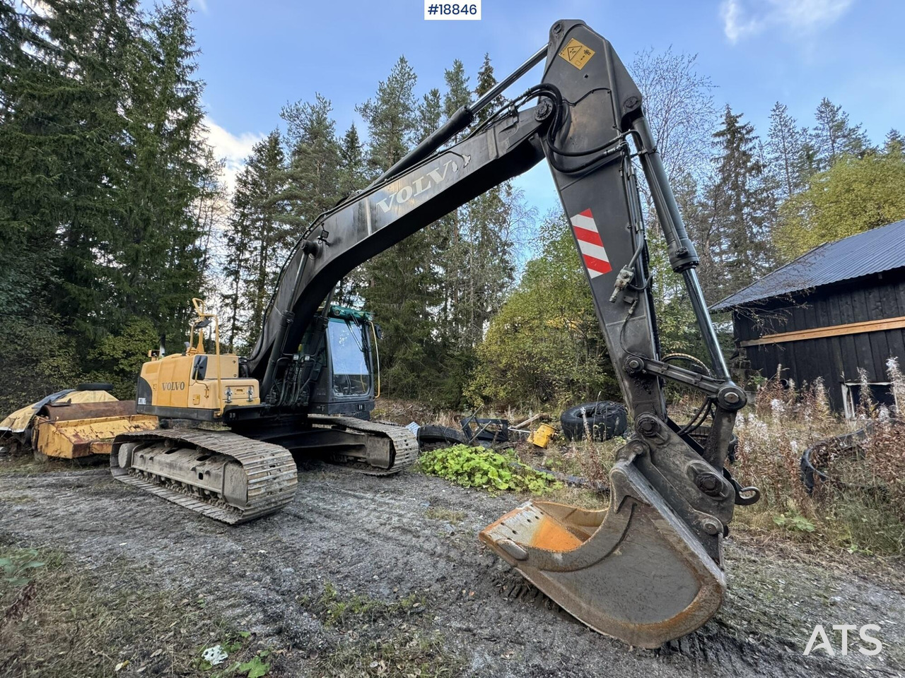 Volvo EC210CL - Escavadora de rastos: foto 1 Volvo EC210CL - Escavadora de rastos: foto 1