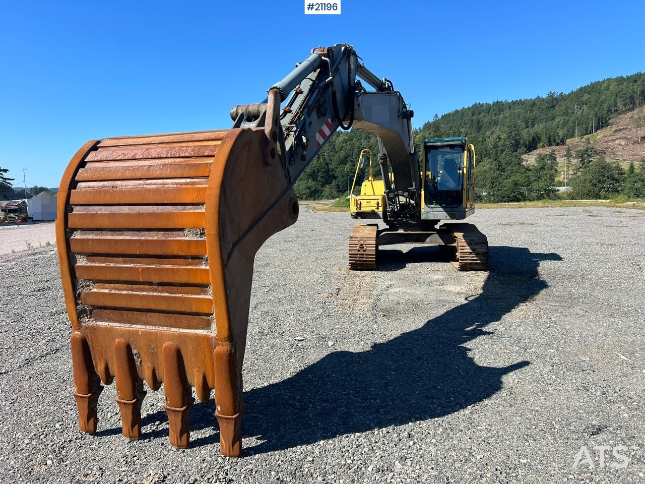 Escavadora de rastos Volvo EC240: foto 16